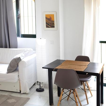 Atico Con Balcon En Pleno Centro Appartement Sevilla Buitenkant foto